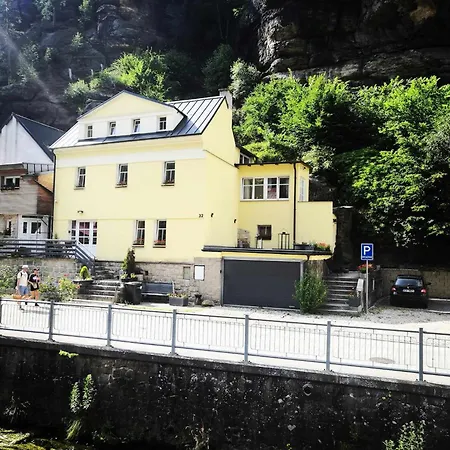 Hrensko32 *